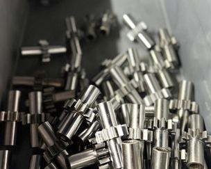 dişli hidrolik pompa, hidrolik pompa üretimi, hidrolik pompa revizyonu, hidrolik pompa imalatı, hidrolik pompa test, hidrolik pompa yedek parça, iş makinesi hidrolik pompa, Ankara hidrolik pompa, Poyraz Grup İş Makinaları